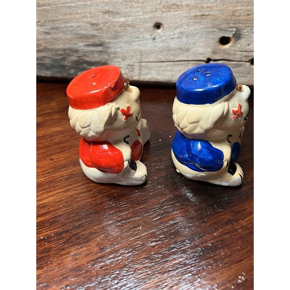 Vintage Salt And Pepper Shakers Funny‎ Guys Ceramic Cartoonish MCM Hand Painted